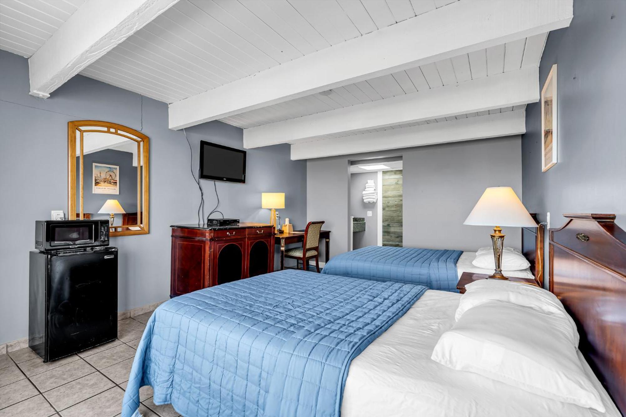 Aztec Ocean Motel 2*