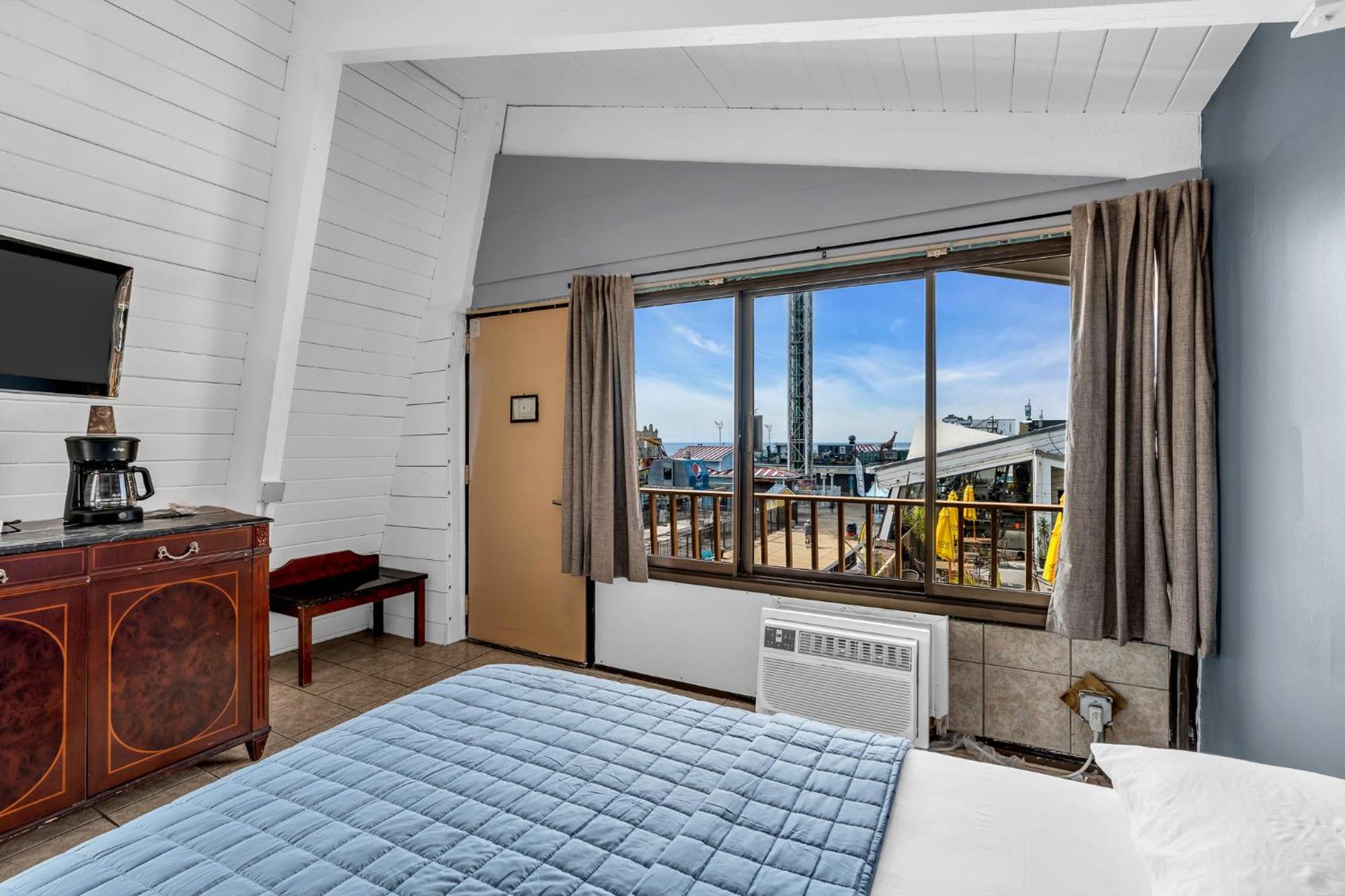 Aztec Ocean Motel 2*