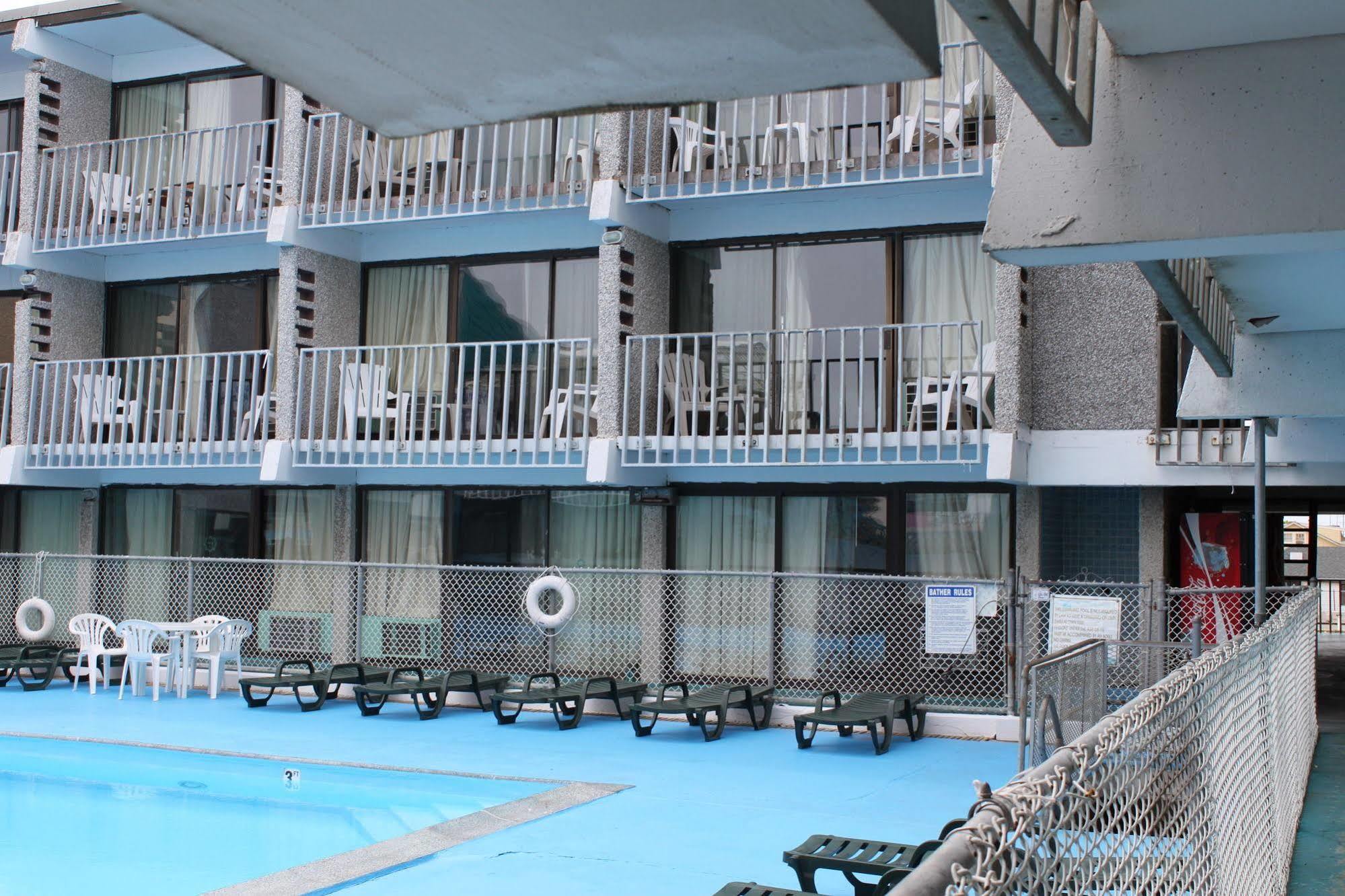 Aztec Ocean Motel 2*